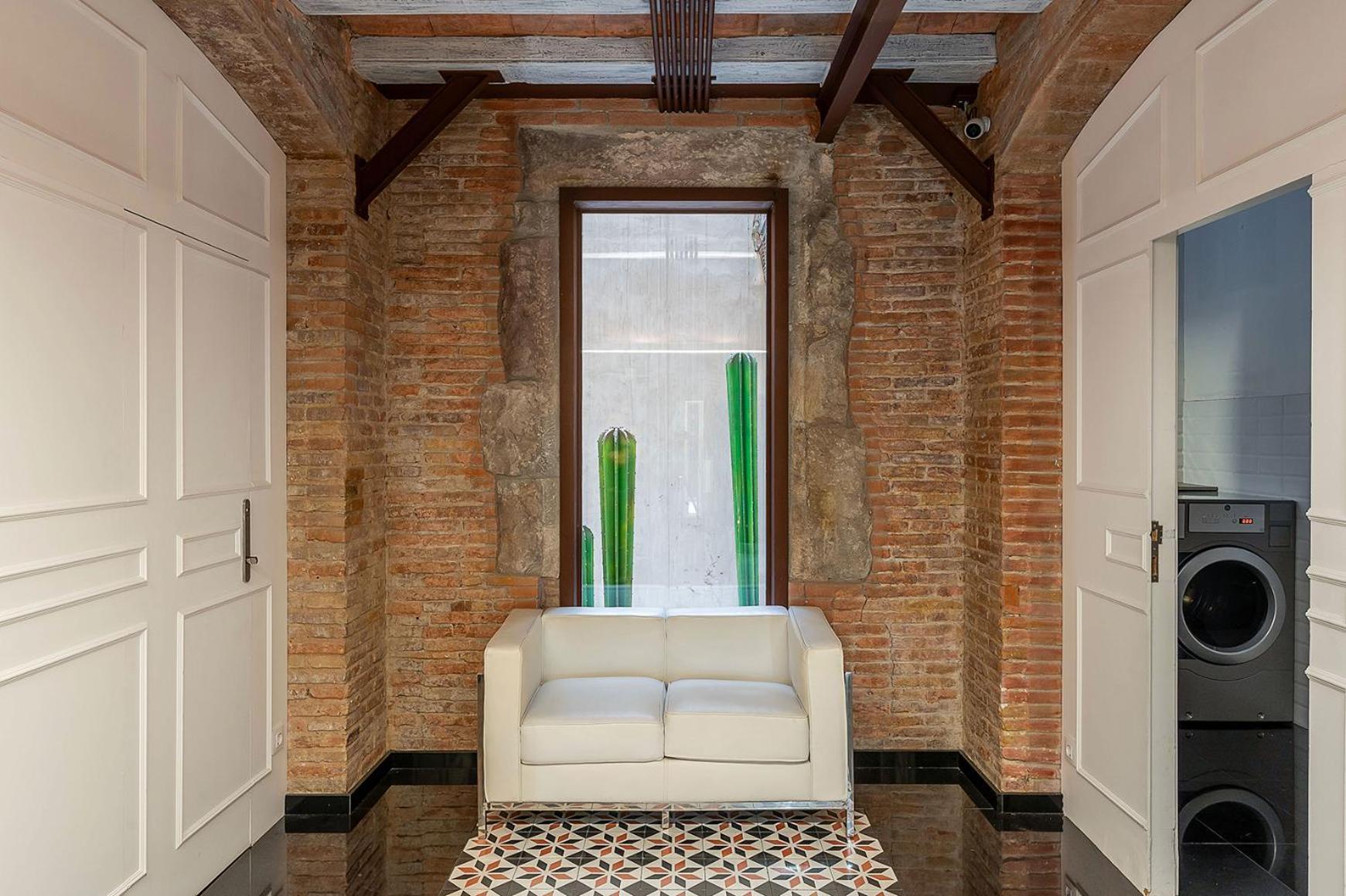 Enjoybcn Colon Apartments Барселона Екстер'єр фото