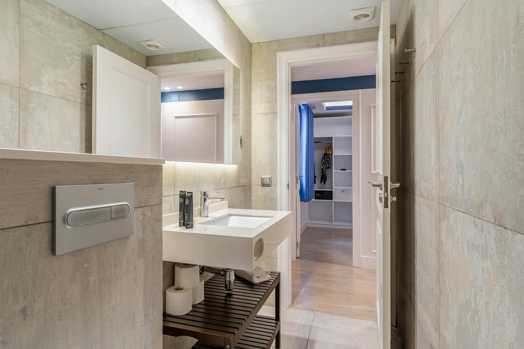 Enjoybcn Colon Apartments Барселона Екстер'єр фото