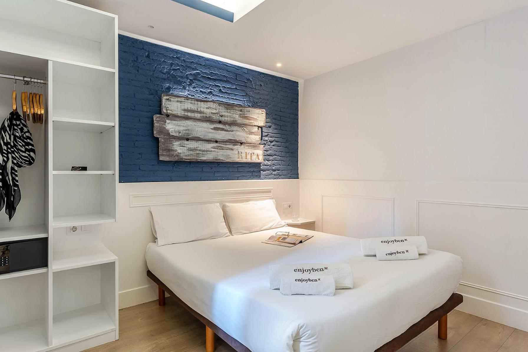 Enjoybcn Colon Apartments Барселона Екстер'єр фото