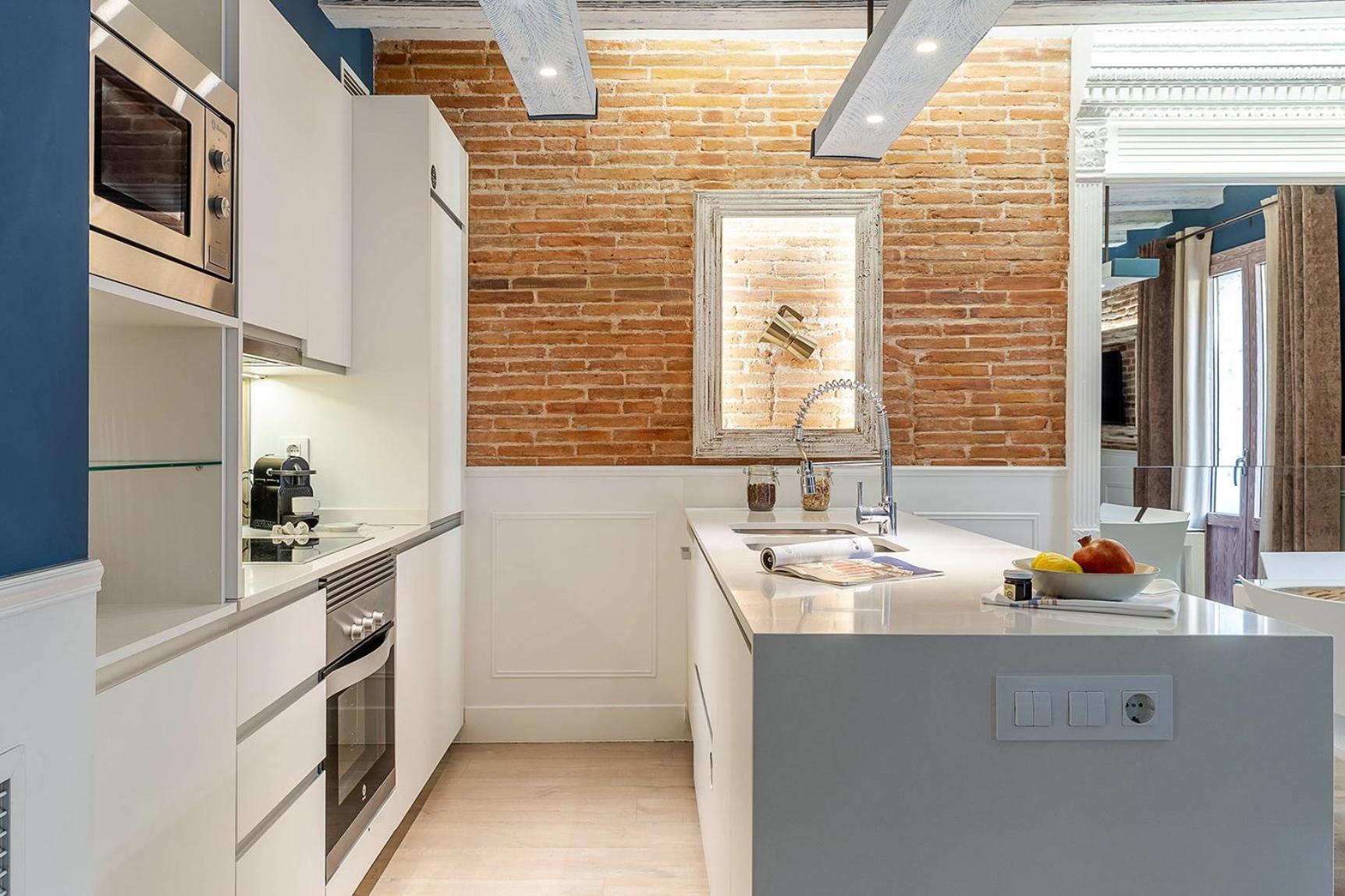 Enjoybcn Colon Apartments Барселона Екстер'єр фото